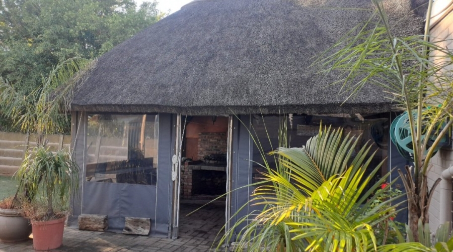 4 Bedroom Property for Sale in Vanes Estate Eastern Cape